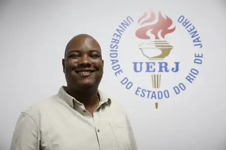 Rio de Janeiro (RJ), 27/11/2025 – O historiador David Gomes participa do 1º Encontro de Cotistas Egressos da Universidade do Estado do Rio de Janeiro (Uerj). Foto: Fernando Frazão/Agência Brasil